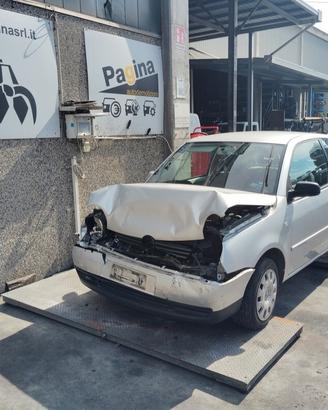 VOLKSWAGEN LUPO 1.0 B 2004 AUD  PER RICAMBI