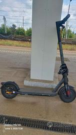 Xiaomi 4 scooter