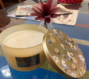 Candela profumata crostata di pere