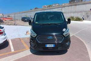 Ford Turneo costum 9 posti 