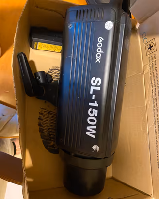 Luce per fotografia godox sl 150W
