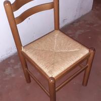 Sedie n. 3 in legno massello con seduta in paglia