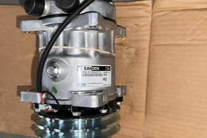 Compressore aria condizionata SANDEN 4643