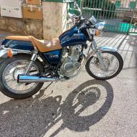 Impeccabile Suzuki TU 250 X originale + Ricambi
