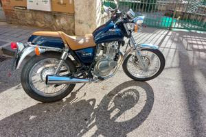 Impeccabile Suzuki TU 250 X originale + Ricambi