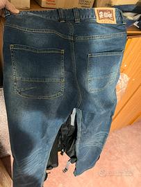 Pantaloni da moto