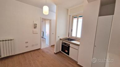 Via Caravaggio 2 vani ristrutturato con terrazzo