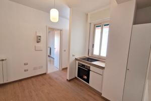 Via Caravaggio 2 vani ristrutturato con terrazzo