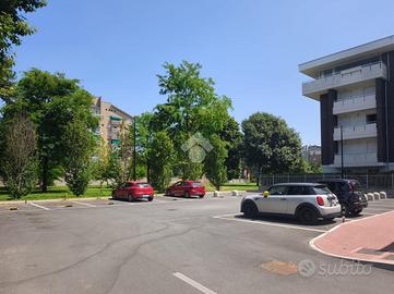 POSTO AUTO A CORMANO