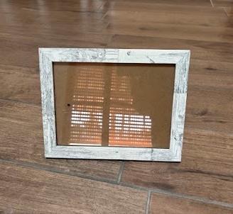 Cornice Portafoto Effetto Legno Decapato
