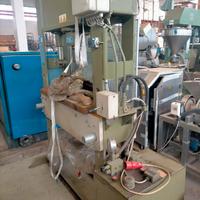 pressa idraulica 100 tonnellate OMCN automatica 