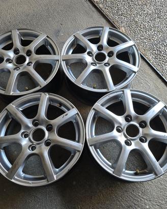 Cerchi in lega Honda 15"