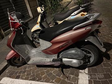 Scooter honda sh125