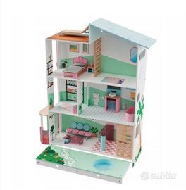 casa delle Bambole con tutti gli accessori