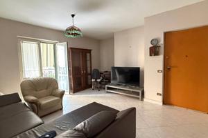 Appartamento di 90 m² con 3 locali e box auto dopp