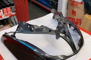 scudo anteriore fjs400 silver wing originale usato