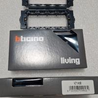 2 Placche nere 2 supporti living classic  NUOVO 