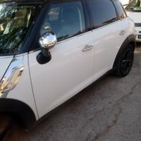 mini cauntryman Cooper D