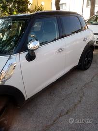 mini cauntryman Cooper D
