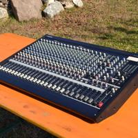 mixer Yamaha MG24/14FX
