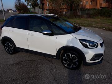 Honda Jazz 1.5 Hev Crosstar eCVT Bicolor Executive