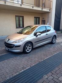 Auto usata 207  perfettamente funzionante