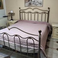 Camera da letto compreso rete e materasso