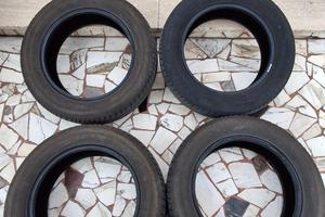 Pneumatici Bridgestone Turanza  215/60 R17 96H