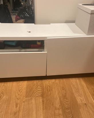 mobile ikea con rotelle
