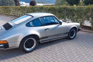 Porsche 911 carrera SC 1982