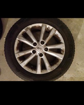 Gomme Hankook 205/60 R16 4 stagioni + cerchi .
