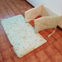 Paracolpi e piumone per lettino