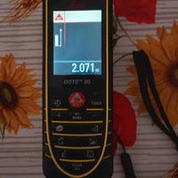 Misuratore laser Leica Disto D5