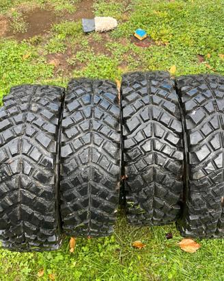 gomme+ cerchi   tassellate per fuoristrada