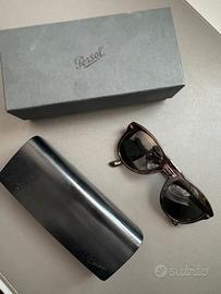 Occhiali da sole Persol 714
