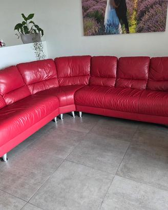 divano ad angolo pelle rosso