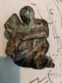 Statua radice di smeraldo 