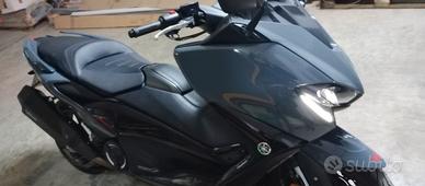 Yamaha T Max 560 - 2021