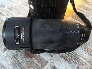 teleobiettivo Nikon del 1996