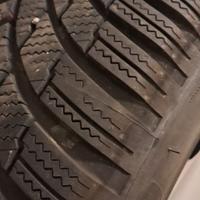 4 gomme da neve Firestone 215 50 R18 92V