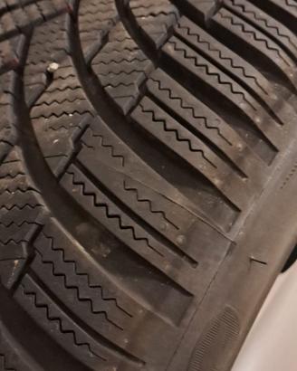 4 gomme da neve Firestone 215 50 R18 92V