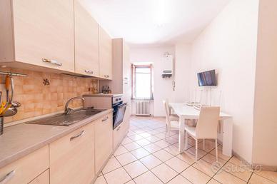 4 LOCALI A VITERBO
