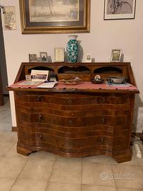 Scrittoio con cassettiera