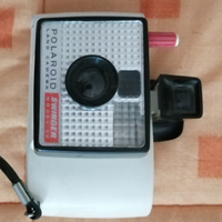 Polaroid swinger 20