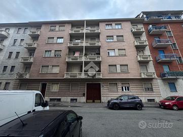 3 LOCALI A TORINO
