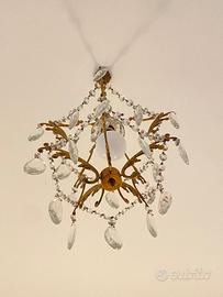 Lampadario antico vintage con cristalli