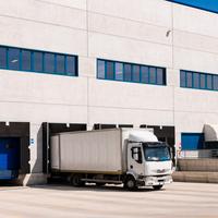 Capannone custodito h24 mq 1000 con 3 banchine