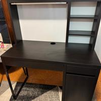 Scrivania Ikea per cameretta