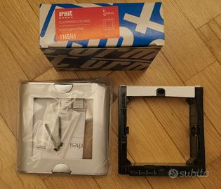 URMET 1145/61 TELAIO PORTAMODULI 1M SINTHESI