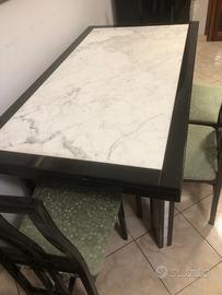Tavolo di pregio  in marmo di Carrara